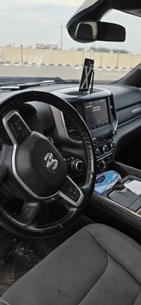 دودج رام ايتورك5.7  2023 للبيع بك هورن ((BIG HORN)) ماشيه 52 الف مايل ...