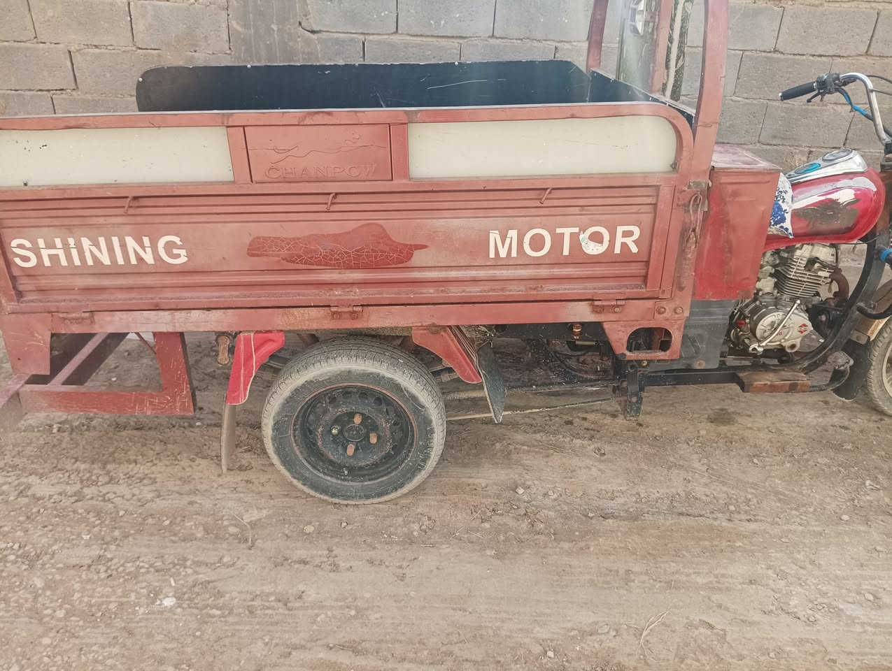 سلام عليكم ستوته للبيع موديل 2018
كلك مكفوله مليون وبيه مجال 
    مكاني بابل حي الجزائر 
رقم ***********
