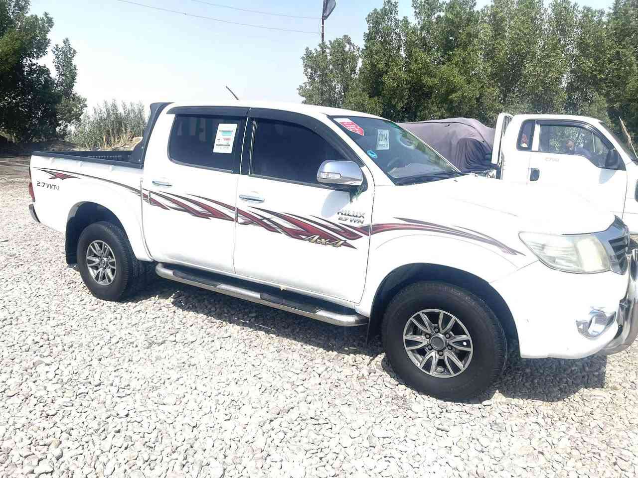 سلام عليكم للبيع فور ويل اتو ماتيك كويتي 2014 رقم اربيل مكفوله مال جناي السعر 230 وبيه مجال بسيط لمكان بابل ***********
