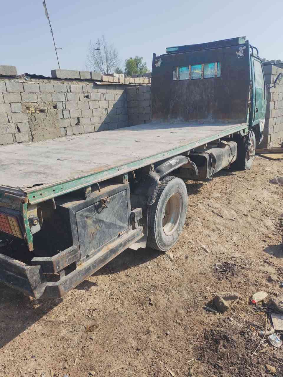 سلام عليكم اخوان كنتر للبيع بيه نوزل واكف سعره ٤٠ مكان بصره ورقمه بصره ***********
