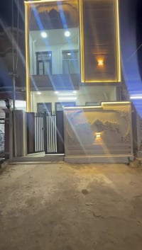 مقابيل الجزيرة السياحية • ١٠٠م • ٣ غرف