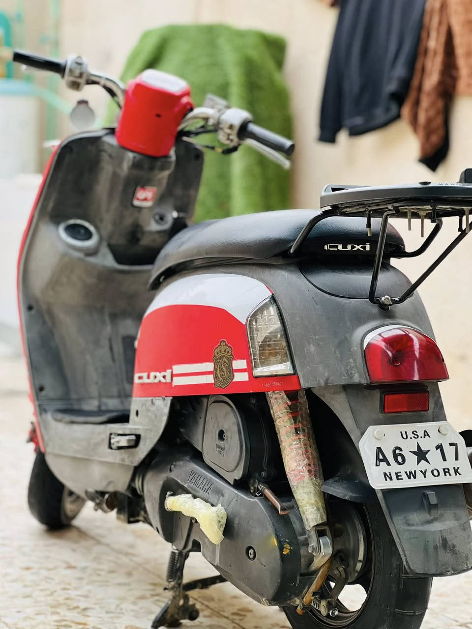 سلام عليكم دراجه ماكس بوليسي مكفوله شرط لامفتوحه ولا اي شي شلعه ومعدل مكينته ناعمه دراجه ختم كلها واحد ويا المكينه مديل 2009  ستونها طالع من الوكيل درجه بلاديه كلها لاتصال ***********
