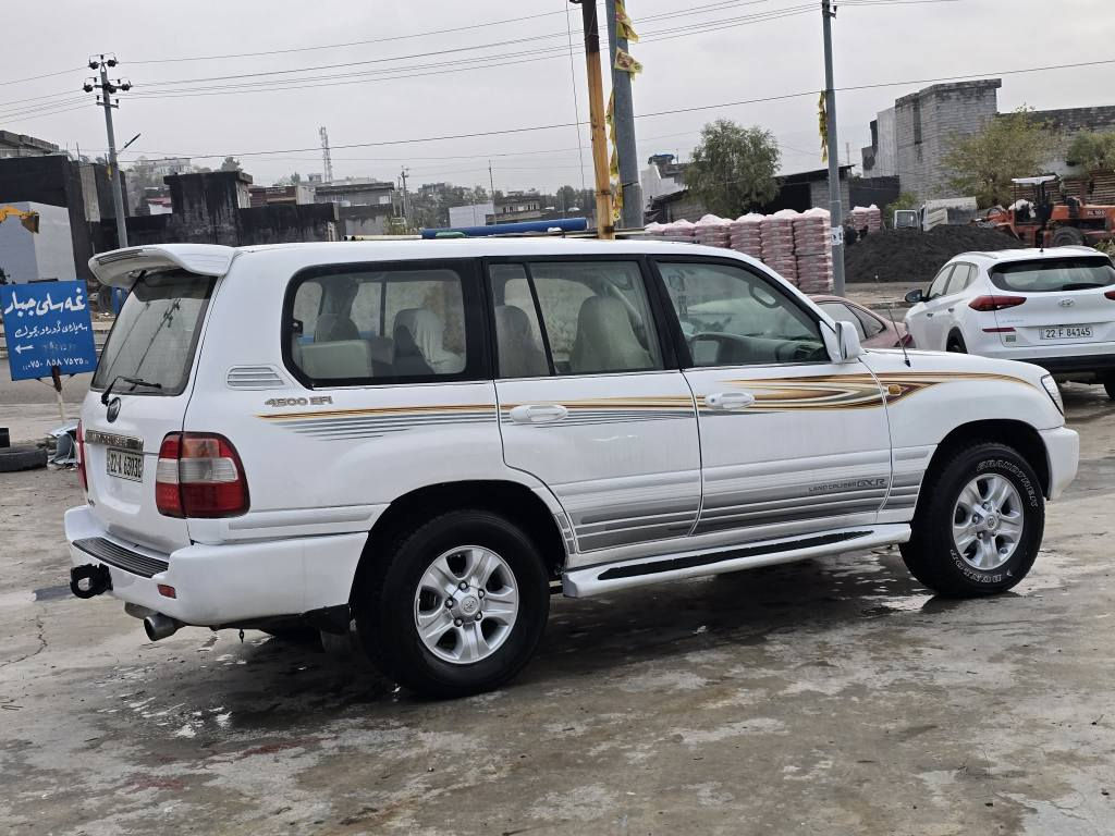 لاندکرۆزەر مۆنیکا 2006فول مواسەفات
شەش پستنە مەکینە و گێڕو ئەکسلو دەبڵ ئەکسلو کارەبای هەموو گیانی بە شەرتە سبوغ عامەوەرگەڕاوە پێش و پشتی کەپسە سەنەوی ٢٠٢٣بەسەرچوە تحویل غەرامە بڕاوە بەشەرت ماڵی دۆستە سعری ١٣٥گەڵا ***********شوێن تەق تەق كويسينجاك, أربيل
