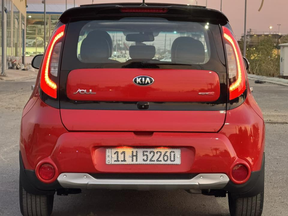 للبيع كيا سول بلاس GT LiNe موديل 2016 
فول الفول 
سقف بانوراما 
كشنات جلد احمر و اسود بلادي ( تدفئه - تبريد امامي و خلفي - كهرباء )
بكلايت ليد شمعه 
لايت ليد و عدسه زينون اصلي 
سستم صوت انفنتي دمام امامي و خلفي امبلي فاير 
اناره ليد دسكو لايت متغير 10 الوان اصلي بالسماعات 
رادار امامي و خلفي و تحديد مسار الطرق 
توقف ذاتي 
مرأه عاكسه لضوء 
شاشه كبيره نفكيشن مع كامره 
تبريد شاشه منفصل تغير مناخ 
نضام ايكو لتقليل صرف الوقود 
مثبت سرعه كروس + تحكم صوت 
دشبول دجتل ترحيبيه  + شاشه لعرض 
الاعطال 
ثلاث انضمه لقياده سبورت / كومفورت / نورمال 
كشافات امامي هايلوجين 
اشاير بالمري ليد 
نضام تشغيل بصمه الابواب و الصندوك 
محرك 2000 الكبير المرغوب 
دواخل بيانو بلاك لامع 
يدات كروم 
ويل كروم ١٧ انج 

صيانه كامله فلاتر بنزين و منضومه البنزين و دهونات دسكات تايرات حداديه تبريد  و شادلها مروحه اضافيه كلها جديد سياره مصروف عليه و جديده كير محرك كله عله وضع الشركه ما مفتوح بي برغي 

السياره ماشيه ٢٤ الف بعدها و الاسبير منازل بعده و العده و الكتلوكات كلها 

السياره داخله كلين بيها فقط مياه امطار و شغاله من امريكا و كلها بشرط 

و حاليا بيها شبر بالجاملغ الامامي فقط صبغ 

السعر 135 ورقه 

و الاتصال ***********
***********

مكان السياره بغداد
