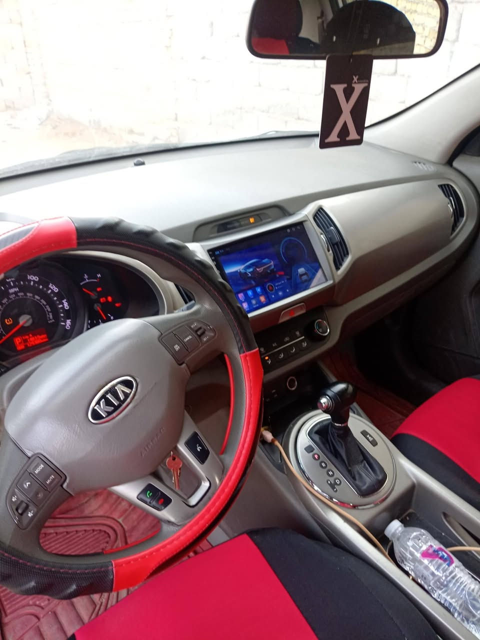 السلام عليكم سبورتج موديل 16 وارد امريكي حادث جاملغ وبنيد تبريد تدفئه تخم تاير رقم انكليزي بسمي السعر 135 وبي مجال الاستفسار أكثر الاتصال على الرقم ***********
