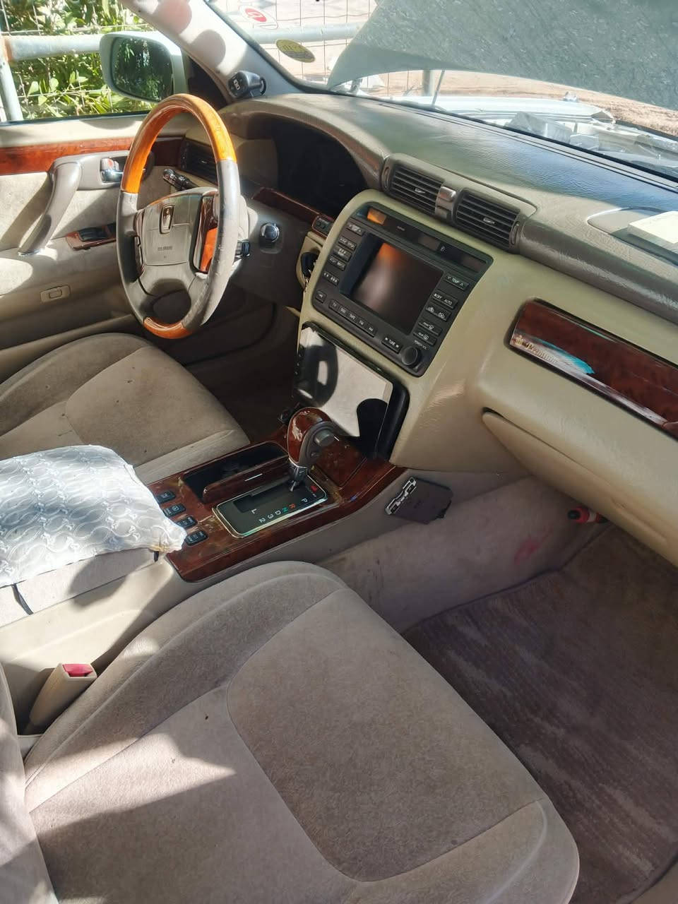 سلام عليكم ملكه للبيع رقم دولي مشروع وطني مداور ثاني يوم السياره كصتين
لسياره شوف العين جديده و اكفلك شرط مداور بسمك عنوان نجف  للاستفسار ‏‪0781 716 6688‬‏ مكلف بنشر
