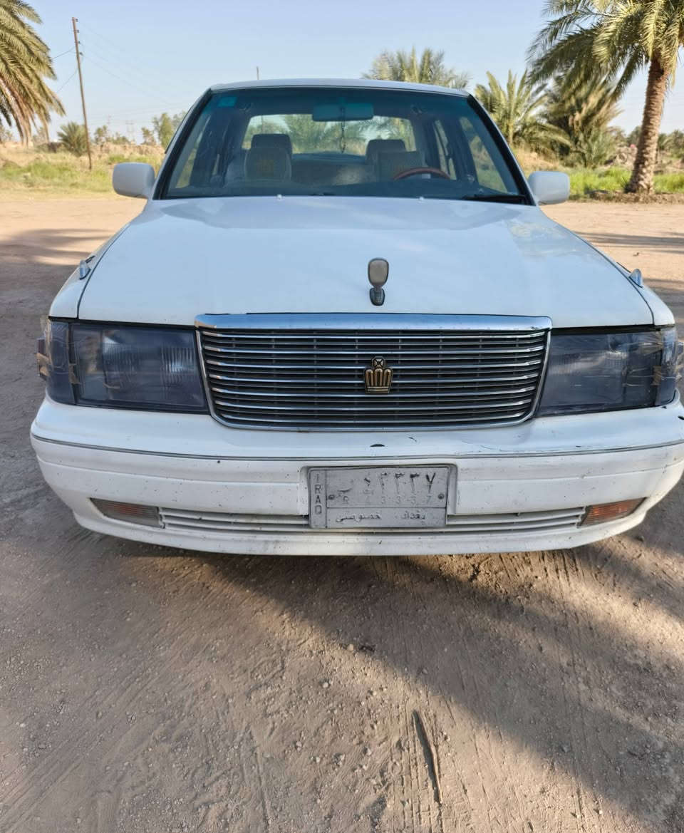 سلام عليكم راس الثور تكم للبيع مديل 2000 تبريد  عوزه بس غاز محرك كير شرط مكفوله . نقل جثه من الضربه بيها كصه قماره رقم مشروع وطني مداور وين ما يعجبك رقم بغداد مكان السياره سماوه رميثه سعر 73 وبيهامجال  رقم للاتصال *********** او ***********
