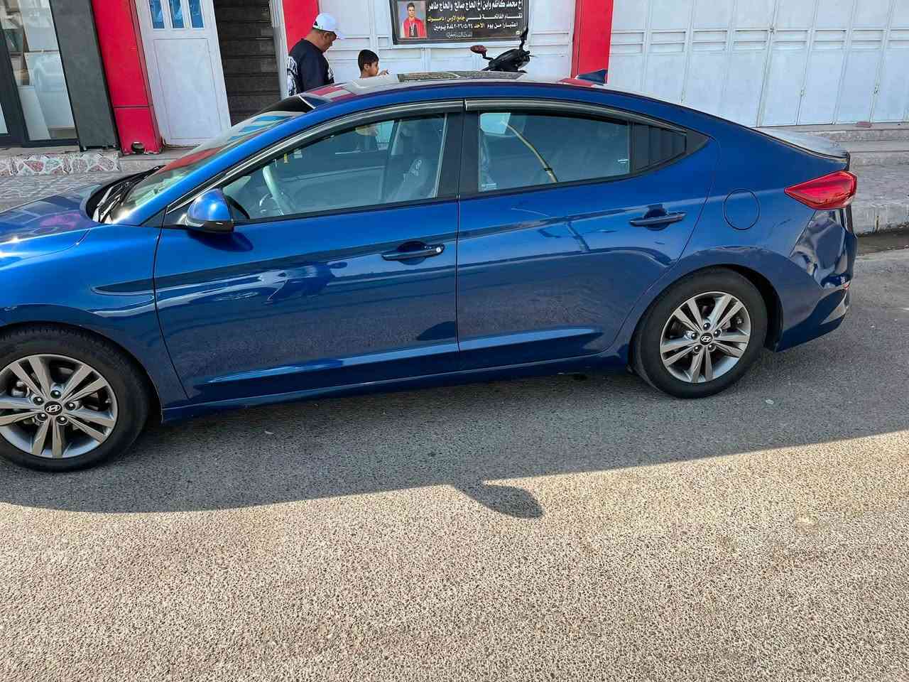 سلام عليكم هونداي النترا وارد امريكي مديل2018 فول مواصفات لمتدد حادث خلفي بدون ايرباكات قطعتين صبغ بدون معجون قبق الصندوق والجاملغ الخلفي بدون معجون بأسمي تحويل مباشر حدايه جديده تخم تايرات جديد تبريد ثلج السعر 125 وبيها مجال قليل ***********
