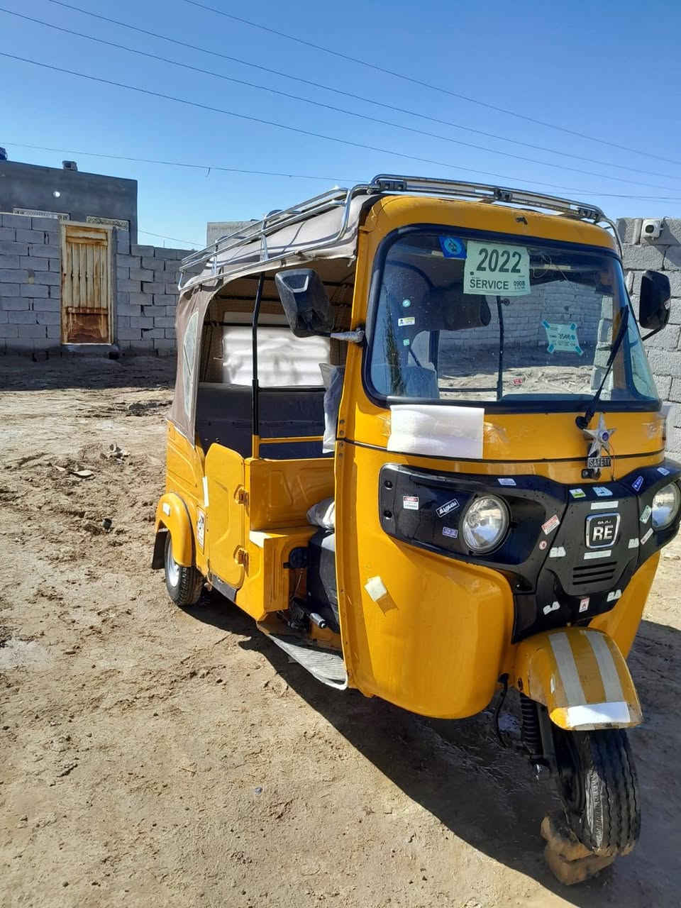 تكتك للبيع 21 رقم بصره كفاله السعر 6800 وبيه مجال الشراي يتصل *********** مداور ثاني يوم
