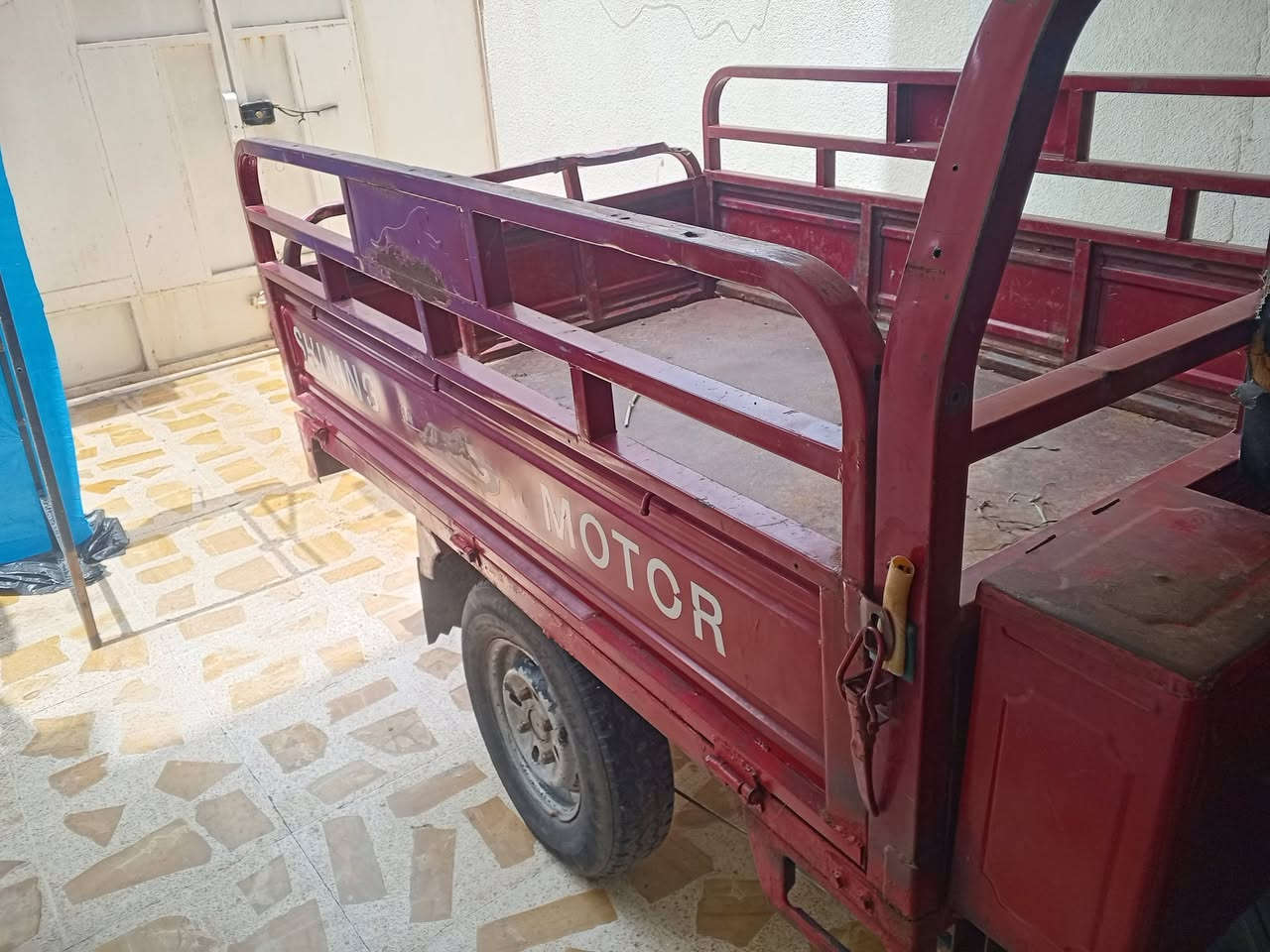 ستوته لبيع نضيفه كهرباياته كله شغال 
سعر 700 الف وبيع مجال اربيل


**إذا كنت صاحب هذا الإعلان وتريد حذفه لأي سبب، رجاءا أرسل رسالة إلى الدعم الفني**