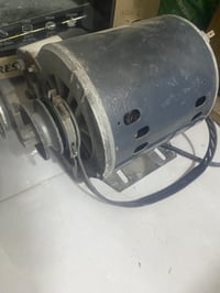 للبيع المكان بغداد ٠٧٧١٤٣١٠٥١٦