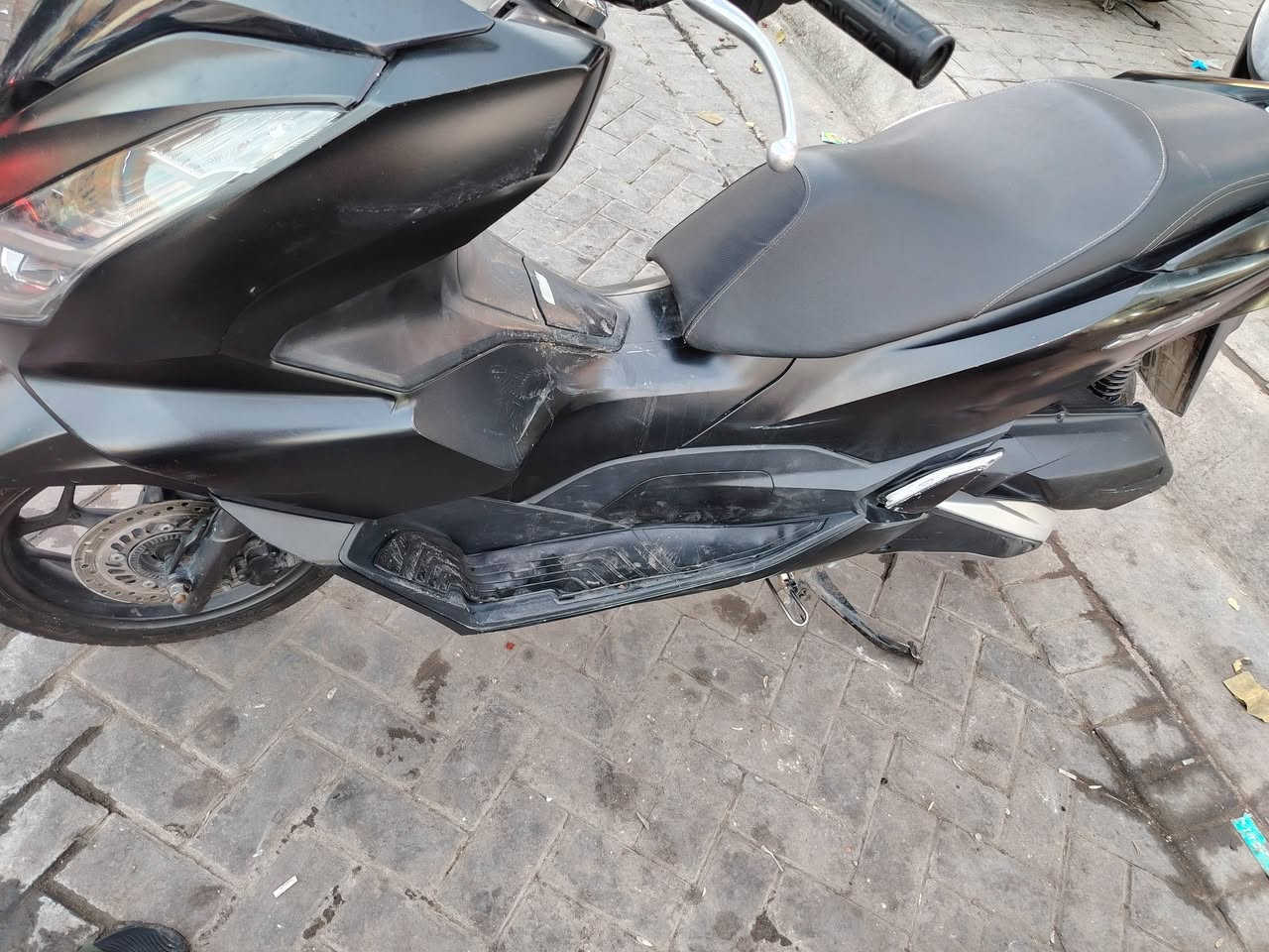 السلام عليكم دراجه للبيع بي سي اكس الجيل الرابع ماشيه ٢٢ الدراجه كوريه اريدها ب١٣ عنوان بغداد القاهرة ***********
