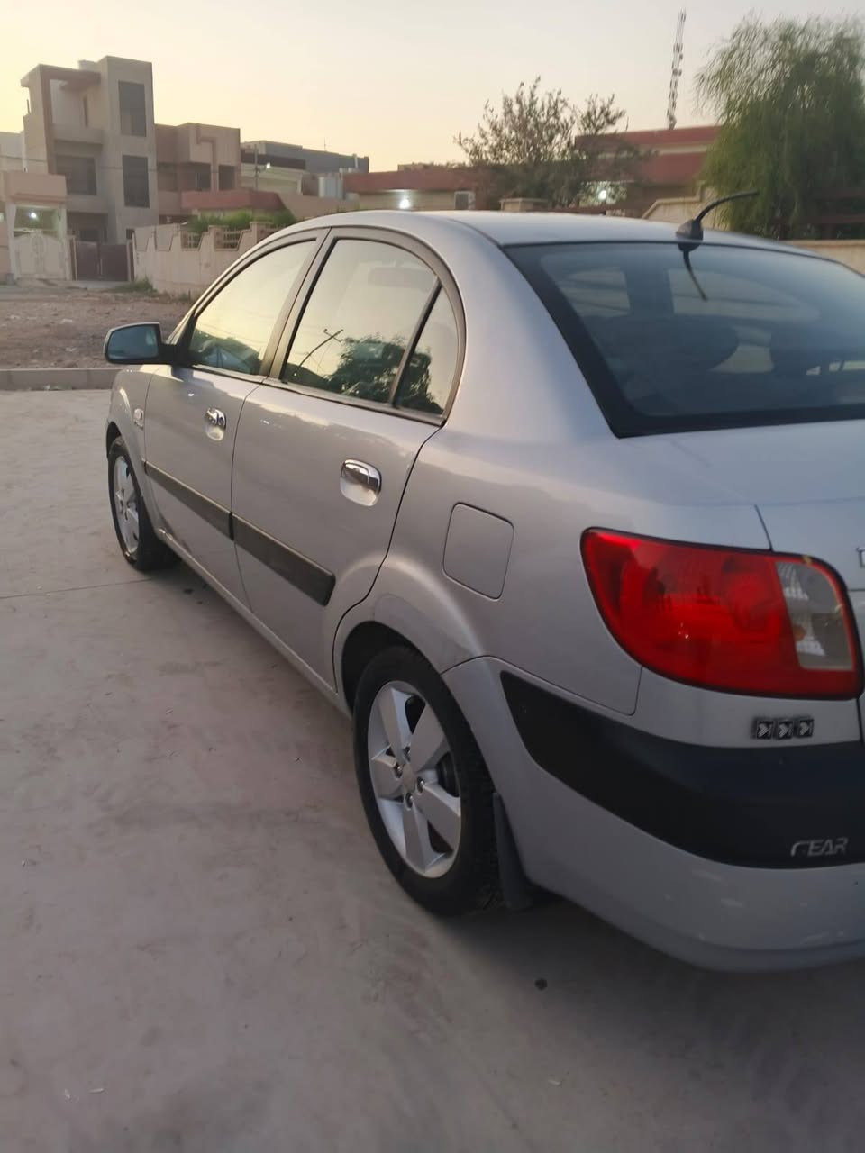 السلام عليكم
كيا برايد كولد 2007  رقم بغداد بسمي
مواصفات
كشنات جلد _ مرايات شفط _ تحكمات ستيرن
بدون صبغ بدون تقحيل
دواير ودوسات مصلح
السعر _85_
العنوان موصل حي الوحده
الرقم _***********_
