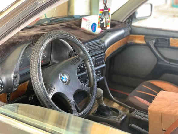 بي سبب الوعد الكاذبه إعادة النشر للبيع بي ام دبليو فول عادي ٧٣٠فول جوم كهرب ٤ رقم ألماني نينوى شرط التحويل من الشرعي محرك فل كير عادي تبريد يعوزو غاز تايرات طخم جديد باتري جديد سنويه ٢٩ السعر ٣٨ وبيها مجال قليل *********** العنوان جنوب الموصل مفرق الشورة
