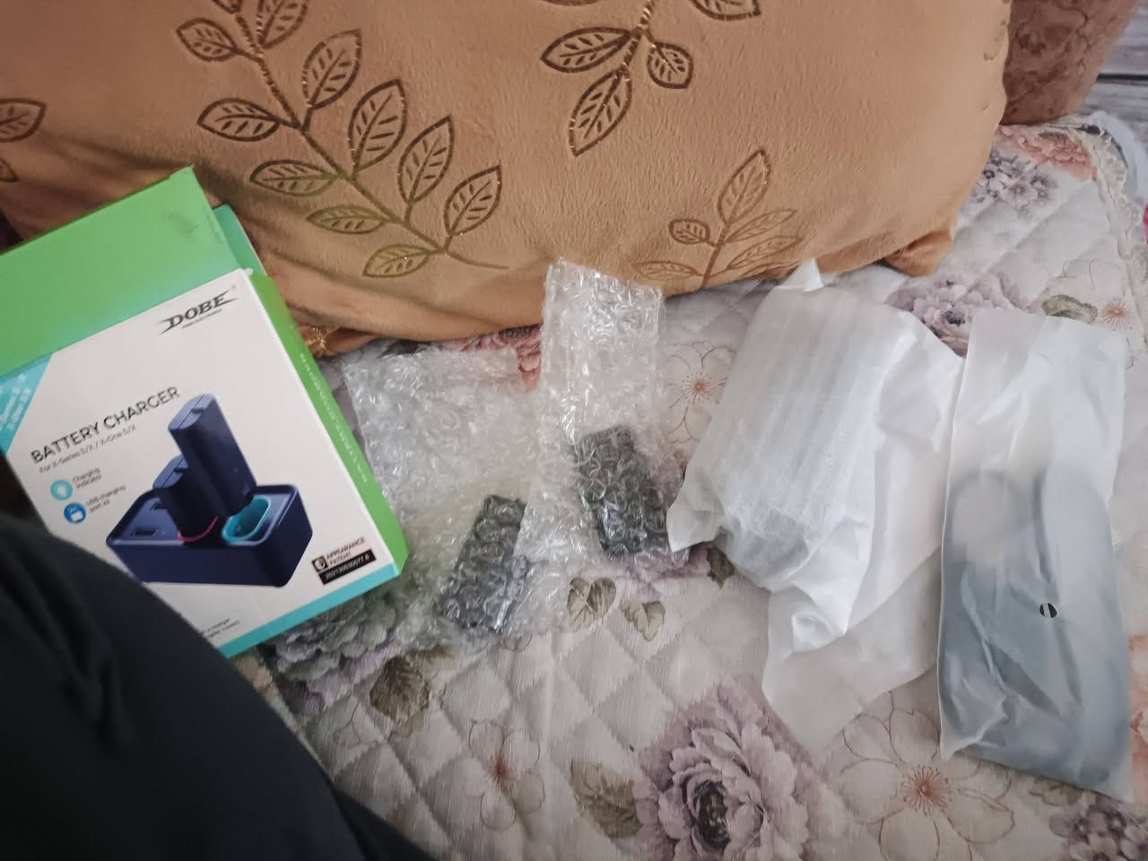 سلام عليكم هارد مال سيريس حجم واحد تيره اس اس دي استعمال قليل يشغل العاب الجيل الجديد السعر 190 وبي مجال قليل جدن 

و قاعده شحن و بطاريات عدد اثنين السعر 15 قفل


**إذا كنت صاحب هذا الإعلان وتريد حذفه لأي سبب، رجاءا أرسل رسالة إلى الدعم الفني**