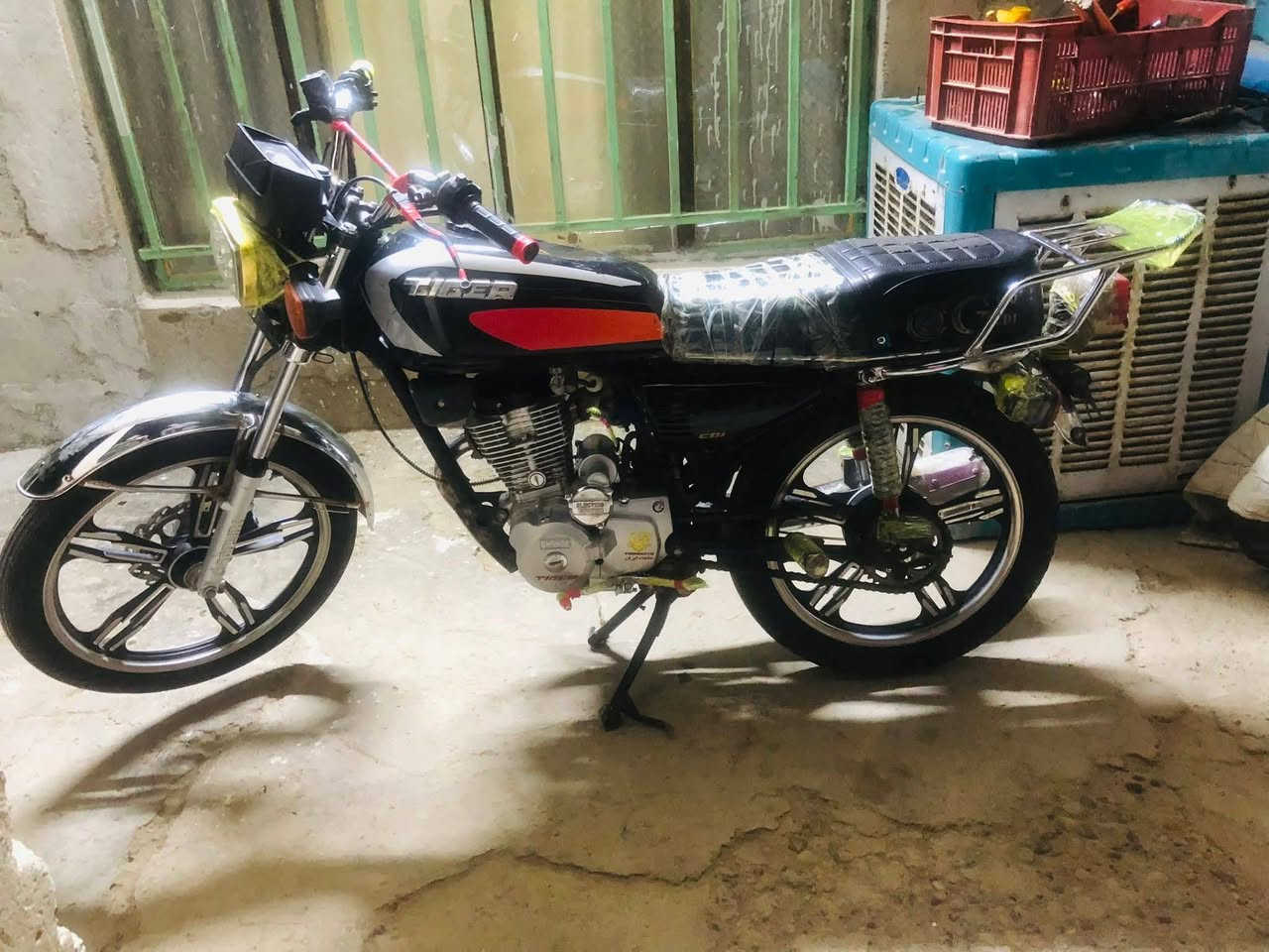 سلام عليكم  دراجه موديل 2020
مكان   ابو غريب 
السعر 475
متواجد خاص 
للستفسار ***********بس واتساب
