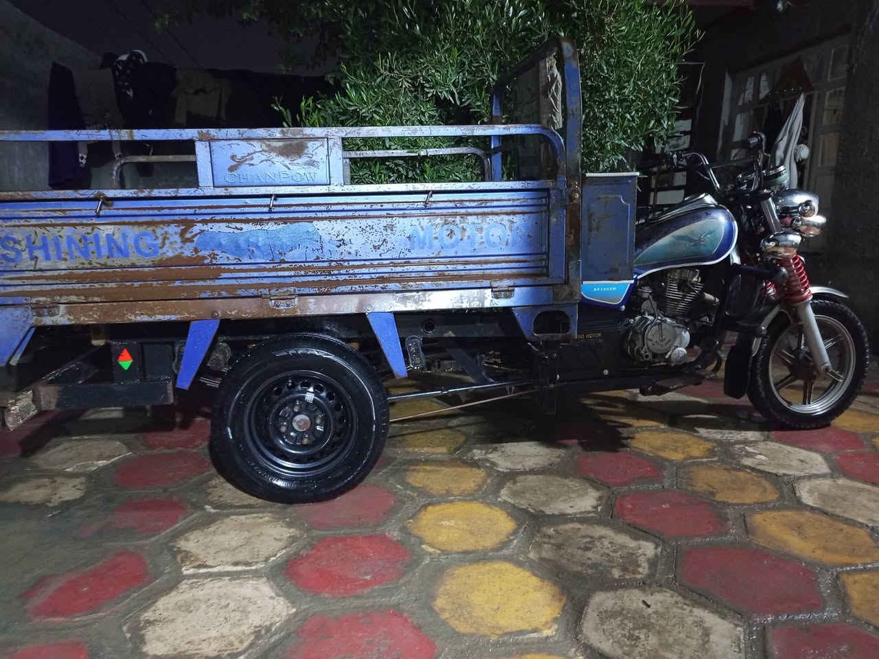 السلام عليكم ستوته للبيع مديل 2016 اوراق بسمي مكاني كربلاء الي شراي هذه رقمي ***********
