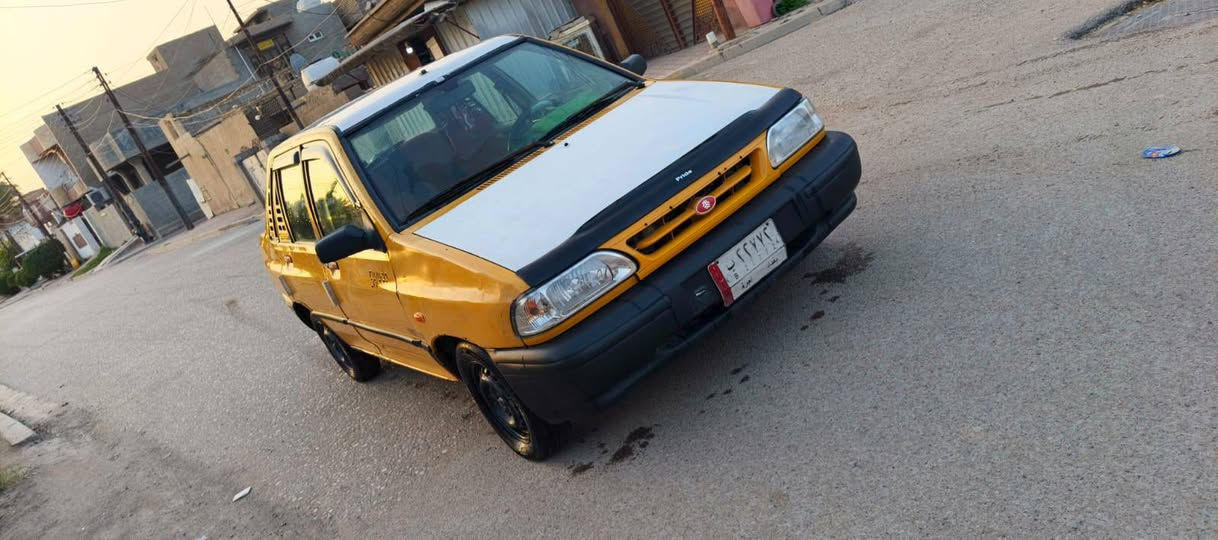 سلام عليكم سايبه موديل ١١ كير ومكينه مكفولات شواصي مكفوله زلغ مابيهن بدون راعي سياره جاهزه اي نقص بابيهن سنويه صاقطه بل ٢١ رايده ب١٤وبيها مجال حك الجيه مكاني بغداد المدائ ***********
