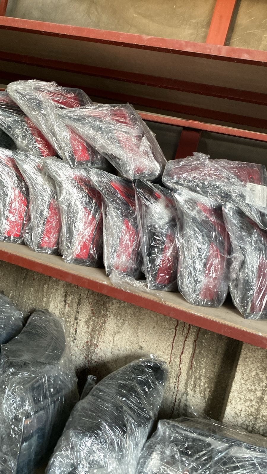 سوق بغداد مقابل وزاره التعليم العالي
علي المالكي لتجاره قطع غيار السيارات
الكوري والخليجي والامريكي 
ما هي ماركات وموديلات السيارات التي تناسبها هذه الأضوية؟: 
من مديل 2010 الى مديل 2026 الكوري والخليجي والامريكي 
هل هناك ضمان على هذه الأضوية؟: 
نعم ضمان العمل 
ما هو موقعك في العراق للتسليم أو الشحن؟: 
بغداد 
هل تتوفر خيارات التركيب؟: 
نعم فقط يوم الجمعه الشد مجاني 
هل يوجد خصم للطلبات الكبيرة؟: 
نعم يوجد 30‎%‎تخفيظات للقوائم الكبيره واصحاب المعارض والسمكريهزوالصباغين واصحاب التكسي 