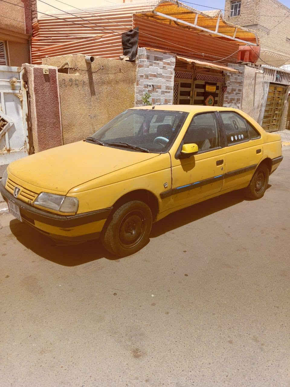سلام عليكم 

بيجو جي LX موديل 12 سعر 27 بيه مجال حك جيه 
مصفره هيه وغرامات سياره صارله شهر من حولته رقم انكليزي سياره بيه  بوربرن بي صوت مال اليمن بوربرن مال كلير يرادله تبديل مكاني الحسينيه الراشديه 
رقم ***********

اراوس بسايبا نظيفه موديل 12 او 13
