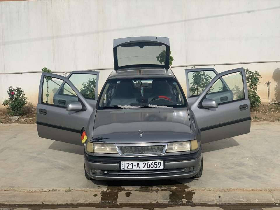 سـعری فرۆشتن 39 گەڵا
شـتی لۆک و دانســقە
ئـۆپڵ مـەکینە 20 گێڕعادی
ڕەقـەم سـلێمانـی. بەناوخۆمانە
سـەنەوی و ژینگە تازە تا 2030
گێڕومـکینە بەشـەرتی 10فیـتەر
تندوتۆڵی و تەقەوڕەقە بەشەرت
سەیارەکە بس ماشەڵای دەوێت
دەعامی بۆ دەعامــی بـەشەرت
چوارتایەو ویلــی لۆکــی لەژێرە
هەیـکەلی نمونە نمونە لەجوانی
سەیارەکە عام تەعمیرە بێ دەعم
چەکوش بەگیانــیـــەوە نـیـــــــە
سەیارەکە ناوی لەدەری جوانترە
کوشن و گاعی و بەرگەدەرگا لۆک
هەموو گیانی لەسەر دەقی شەریکە ماوەتەوە بس ماشەڵای دوێـت
تـحـویل و غرامە و بەناوکردن بەشەرت 
شــوێن : سلێمانی  هوانە
ژم  : ***********
ڤایبەر و واتساپی لەسەرە
تکایە تەلەفۆن بۆ ساحەبی بکەن
جوابی مەسج نادەمەوە 
ئەدمین ❤ السليمانية, العراق
