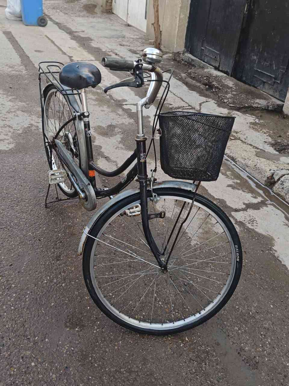 سلام عليكم بايسكل بناتي حجم 26 ياباني لشة كبس مو لحيم
مابي نقص 
سعر 70 مجال جدآ قليل حك الجية 
للتواصل *********** بي واتساب 
مكاني البياع الرسالة الثانية
