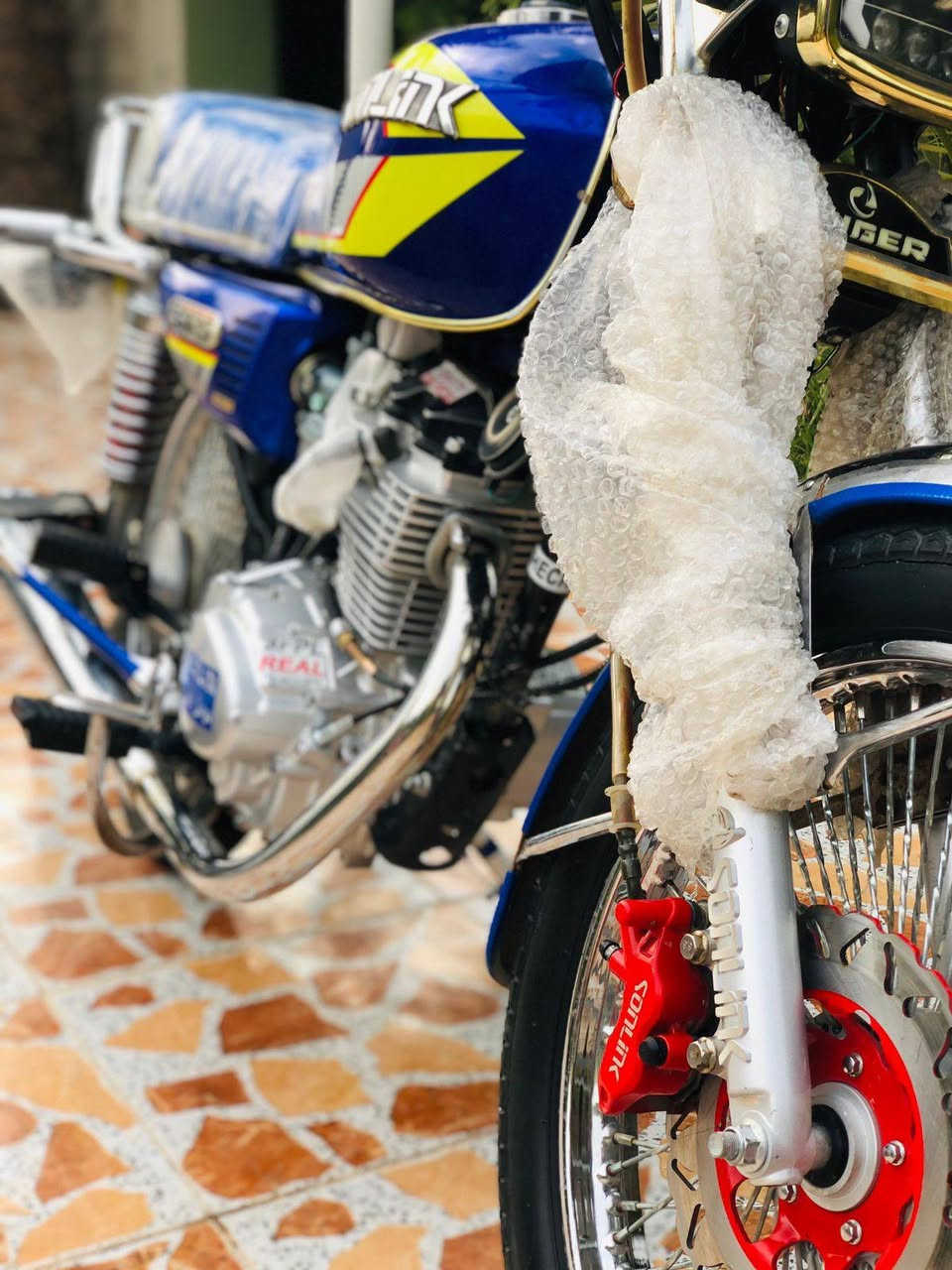 تايكر 2023 للبيع مابيهه اي نقص السعر 600 وبيهه مجال . ‎***********
