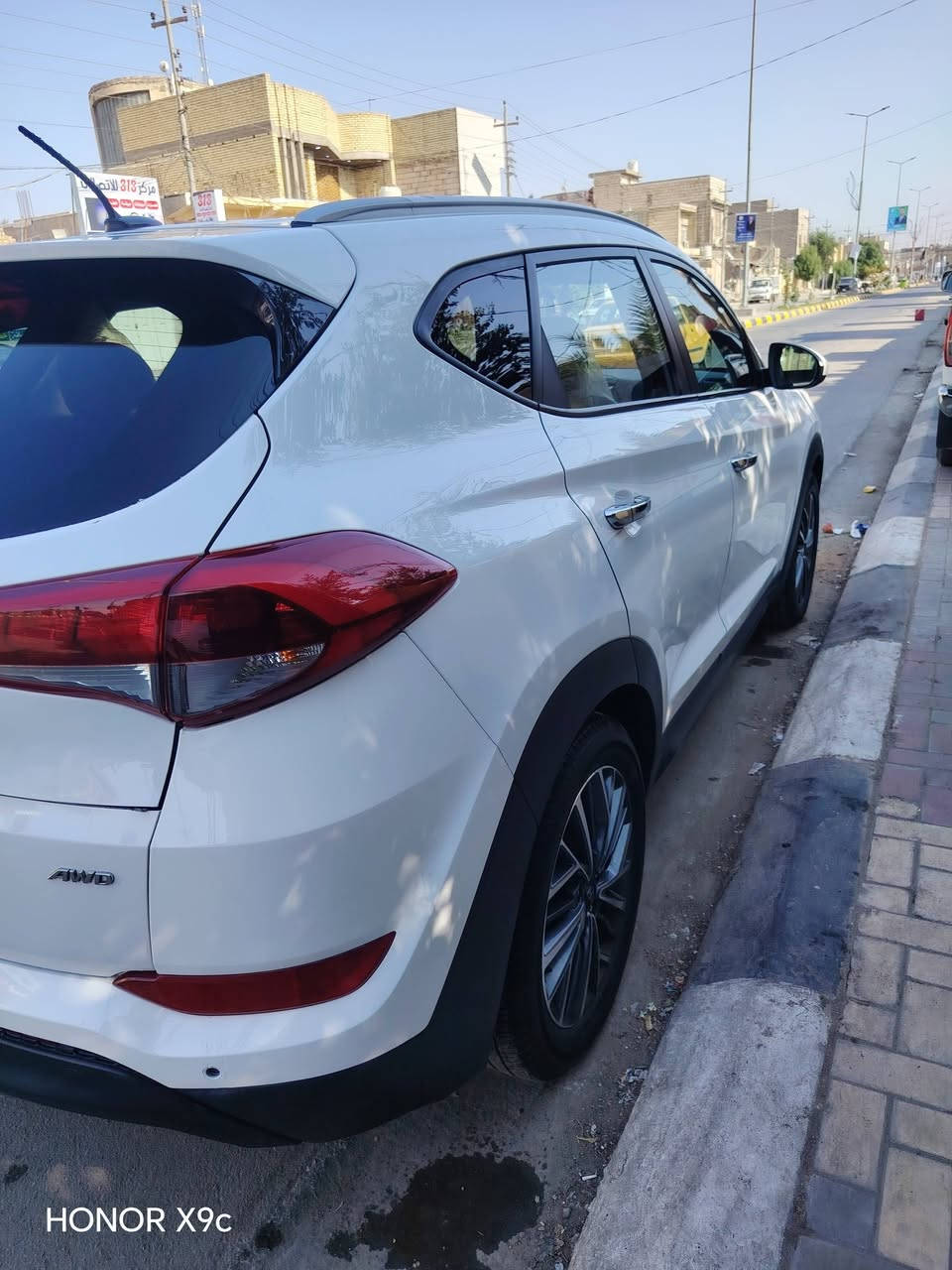 سلام عليكم ورحمة الله
توسان 2016 وارد أمريكي حادثهة بنيد فقط بدون دواخل وبدون ايرباك مكينة 2400 رقم السيارة بابل باسمي رقم جديد انكليزي مكان السيارة كربلاء سعر 165
 وترهم مراوس بتاهو او دوج كرنفال او جارجر 
للاستفسار ***********
