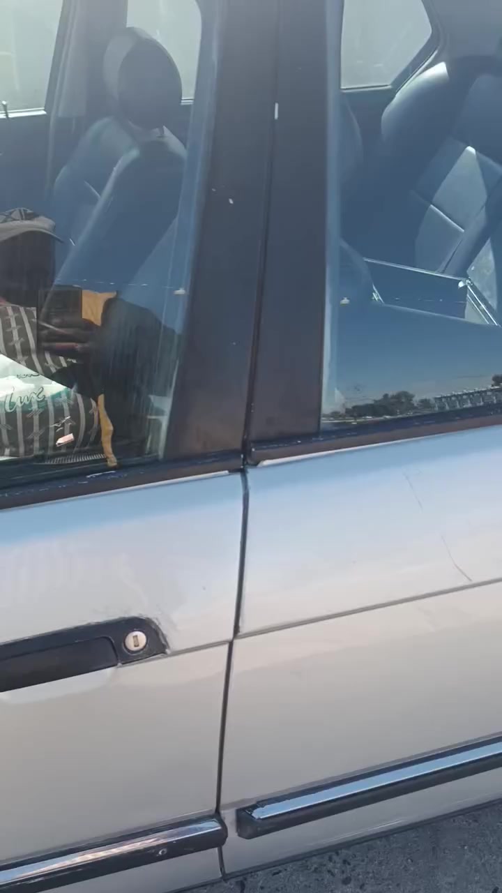 السلام عليكم بي ام735 فول مواصفات موديل 94للبيع اوامراوس مكاني رمادي تاميم شرط التحويل السعر55مال بيع سياره جاهزه فقط الصدرتعبان ***********
