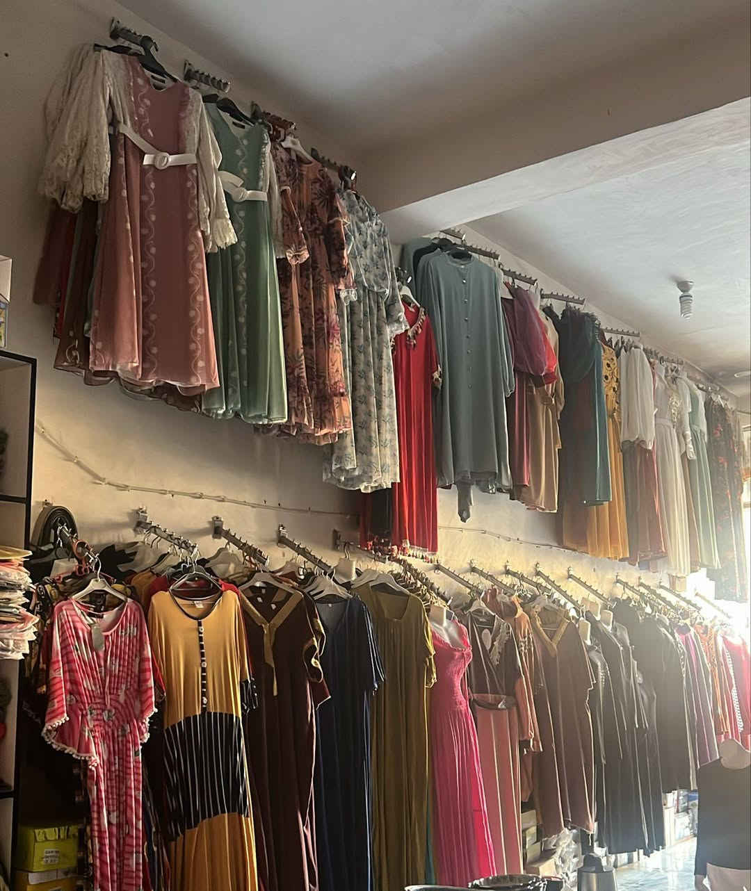 تصفية بضاعه العدد 2000 قطعه 
العنوان السماوه جربوعيه الاولى 
التواصل على الرقم *********** واتساب
