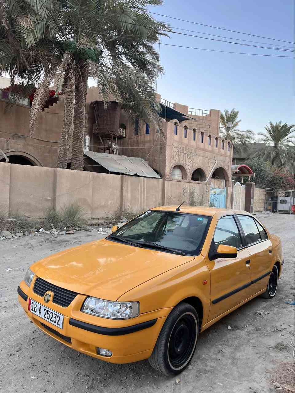 سمند موديل ٢٠١١ محدثه ١٧ كرستال 
رقم بابل انكليزي بأسمي سنويه ٢٠٣٠ وهزه جديده 
مصفره هيئه وغرامات
مكينه كير حداديه كله كامله 
تبريد شغال 
تخم تاير جديد 
مابيه اي ضربه وخياسات مابيه
مكان السياره بابل الحله 
*********** حلة, بابل
