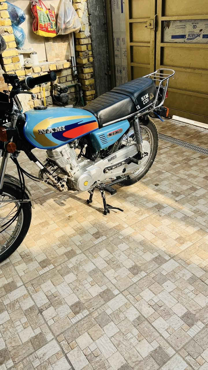 السلام عليكم شباب دراجه نامه متياز 25 دراجه بعده جديده ومامتعوبه مسعجلً عل بيعته كلش رايده 600 وبيه مجال قليل كلش شراي هله بيك مو شراي لعبتني. رقمي ***********
