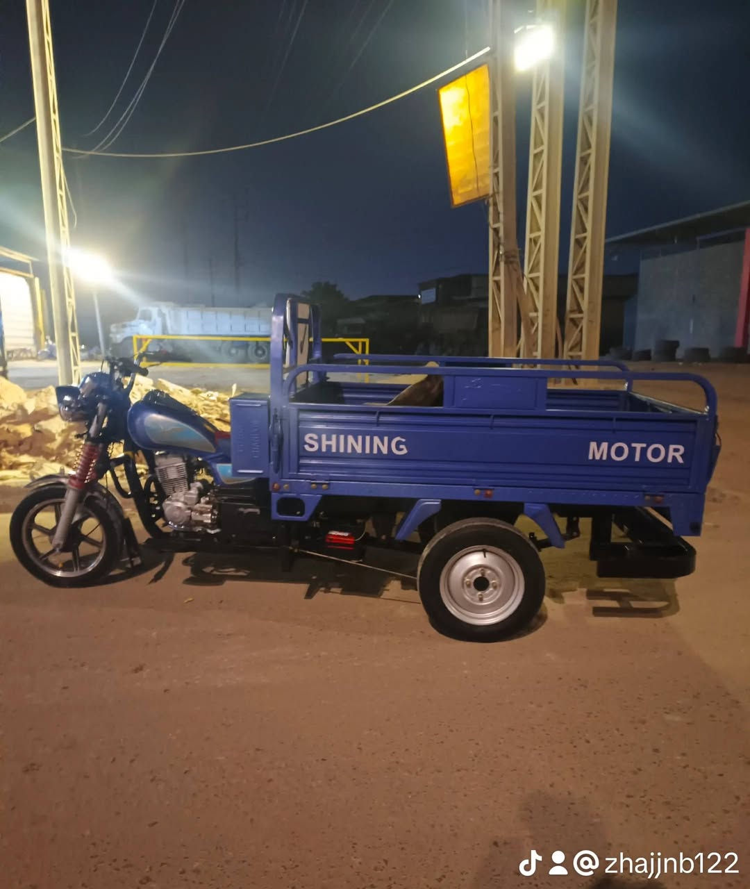 سلام عليكم ستوته رقم نكليزي وسنويه بسمي 2023 طالعه بل 24 بعدهي جديدة مكينه بل جيس برغي ما مفتوح ستوته خير من الله مكانه نجف رجاا المشراي لا يخابر الاستفسار ***********
