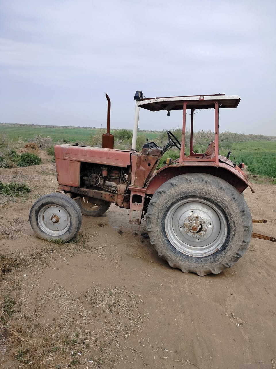 السلام عليكم
مكينه بلاروس للبيع موديل 2002جاهزه للشغل مكفوله كفاله عامه 
لا تبخير ولا تنقيص تجي على الفحص 
شرط الكراب 
وراها دست جزائري 16جديد 
المكان ذي قار //قلعه سكر//
للاستفسار/ *********** ارجاء المو شراي لا يتصل
