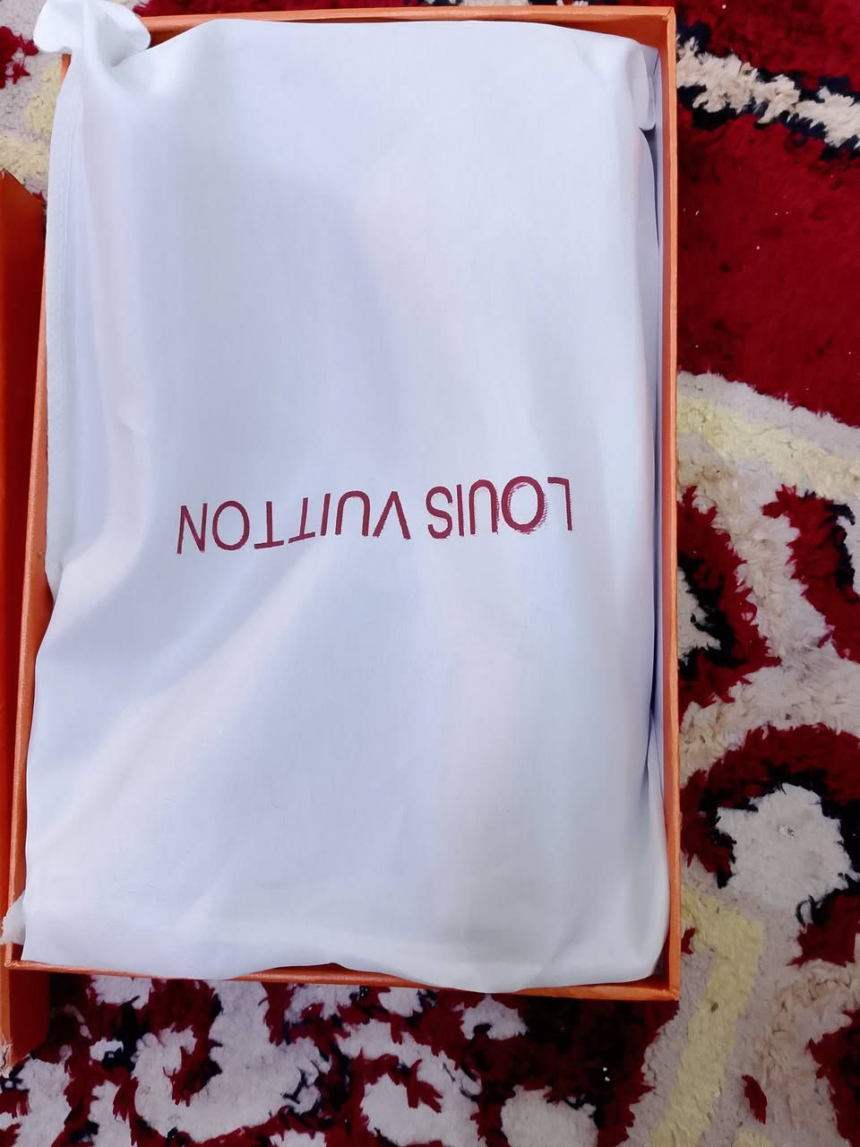 سلام وعليكم حقائب ثنين وحده لويس فيتون وحده كوتش خلي سعرك وبلعافيه للعلم ماعرف اسعارهن


**إذا كنت صاحب هذا الإعلان وتريد حذفه لأي سبب، رجاءا أرسل رسالة إلى الدعم الفني**