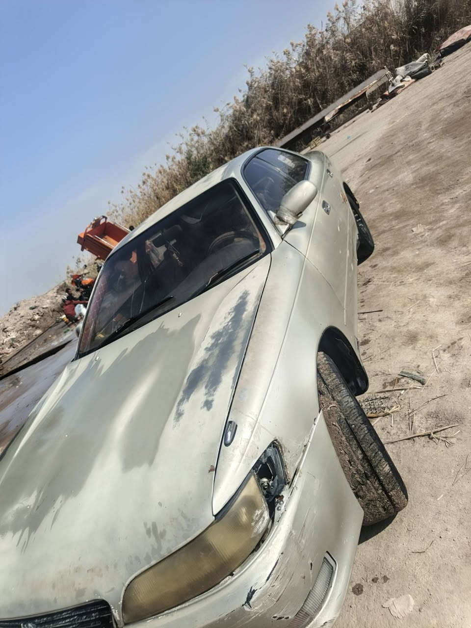 سلام عليكم سياره مارك نفخ المكينه ونجي موديل 1994 بسمي مشروع وطني رقم بغداد سنويه ب شهر 6 تخلص مگصوصه جنطه فقط  تحويل ثاني يوم سياره جاهز عوزهه شويه تريب كلشي شغال بيهه تبريد كهربايت سعر 30وبيهه مجال العنوان بصره القرنه شلهه عكاب قرب جسر نهر العز غير متوجد علئ فيس الاتصال ***********
