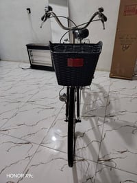 للبيع بايسكل كلش نضيف  مكلف بالنشر 07732211686