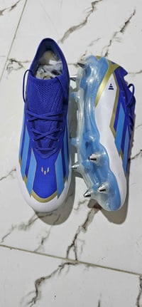 حذاء كرة قدم • مسامير حديد • مقاس ٤٤