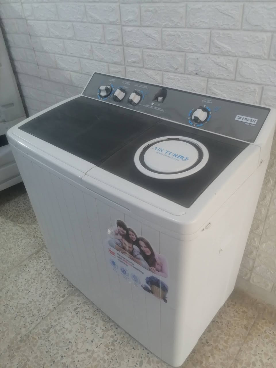 غراض البيع سعر خاص او تصال *********** او رسالني ع واتساب
