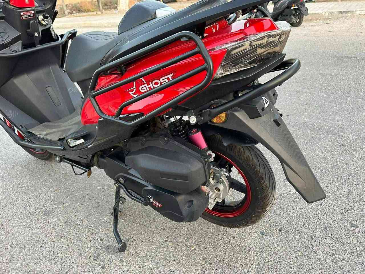 سلام عليكم
دراجه للبيع 🫂 GHOST 👻 
موديل 2024 نضافه 100%
دشبول الاكتروني 
استاند حساس 
دبل اشاير
لايت زنون ابيض عالي ناصي 
درع امامي خلفي+تچوة ضهر 
سويچ عدد 2
بصمات عدد 2 
دراجه مكفوله كفاله عامه على وضع الشركه  استخدام قليل 
.. عنوان بعقوبة 7نيسان 
السعر خاص 
***********
