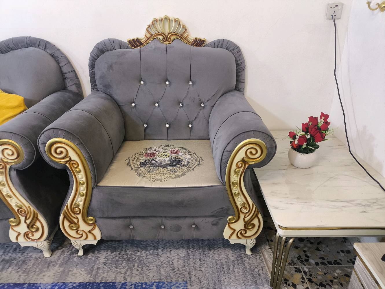 السلام عليكم تخم للبيع سعرة مع الطبلات ب900 تخم اخو الجديد مصار اهواي من اخذتة مكاني بغداد جسر ديالى الجديد
