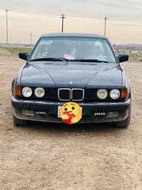 بي ام للبيع 735 فول او تو ماتيك محرك شرط سياره حلوه او ناصبه ٠٧٧١٩٨٠٤٩...