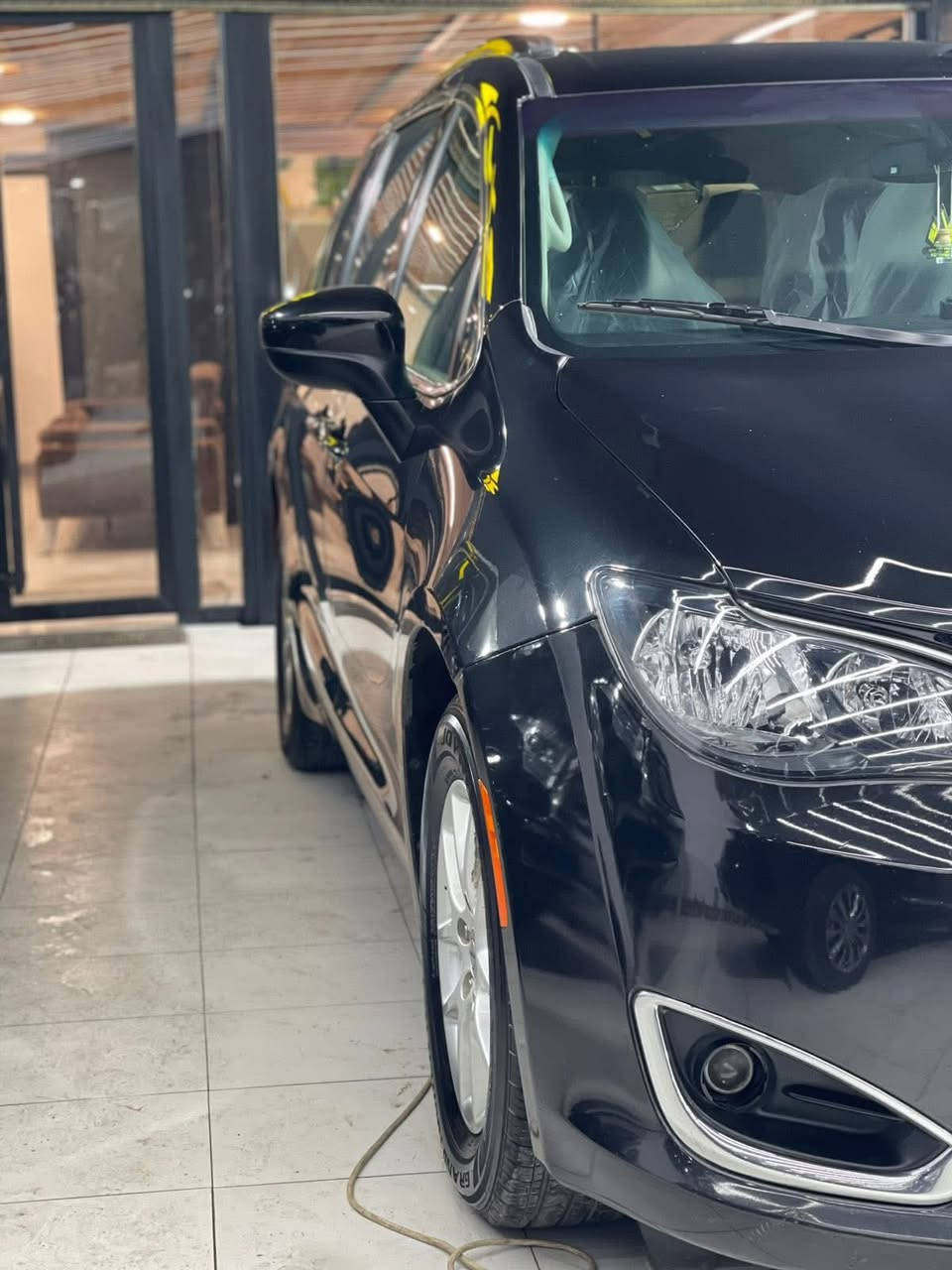 كلايسلر فيوجر 21

بيبان سلايت كهرباء
جنطة شفط كهرباء
تبريد منفصل
تبريد 3 قطع
كشن السايق كهرباء
كشنات جلد 
كشنات بلع
شاشة كار بلي
بصمة
اطفاء المحرك اثناء الازدحام
بيبان كلهن بصمه
رقم اربيل
عليها نانو سيراميك
 
السونار وصور الحادث مرفقه بالمنشور بيها شويه ملاحضات
***********
مكاني الكاظمية

السعر 210 وبيها مجال قليل
