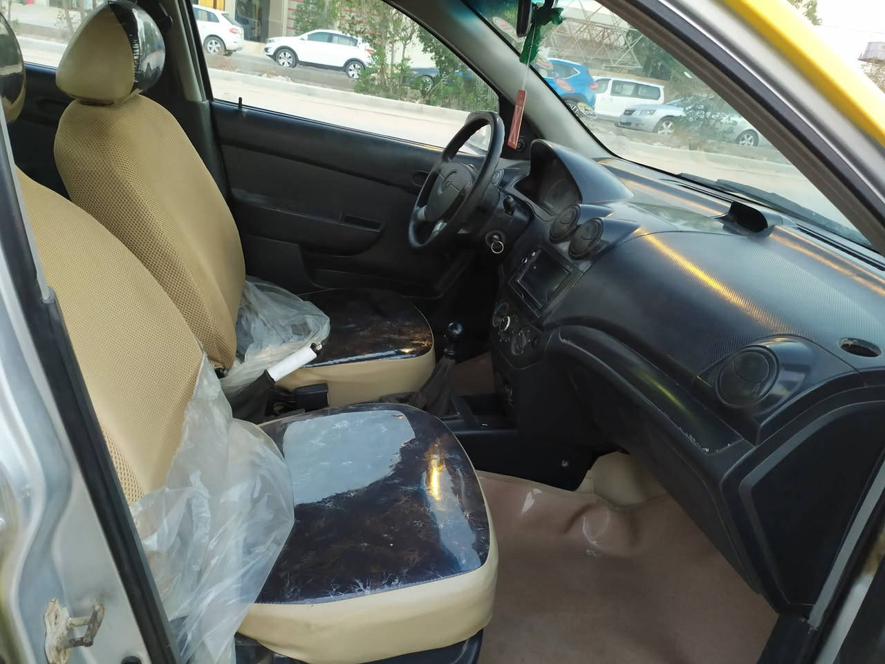 السلام عليكم افيو خليجي للبيع موديل 2007 سياره جاهزه من كلشي مكينه وكير وحدايد خير من الله تخم تايرات تراي حلو سيارة مال جناي رقم قادسيه مصفر هيئة وغرمات السعر 39 وبيه مجال بسيط تصال عل رقم مكاني بابل ***********

