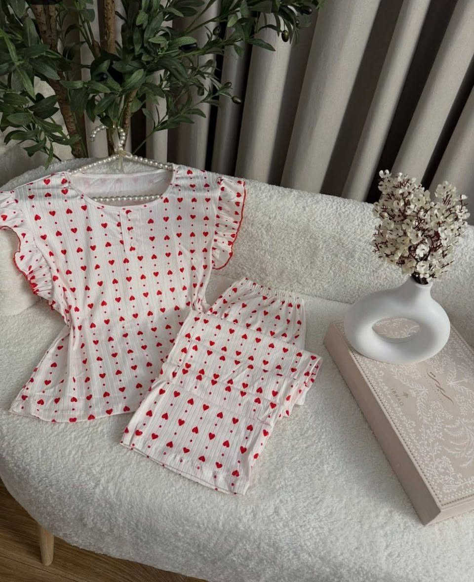 جمله مفرد ملابس داخل قناة التلي تواصل


**إذا كنت صاحب هذا الإعلان وتريد حذفه لأي سبب، رجاءا أرسل رسالة إلى الدعم الفني**