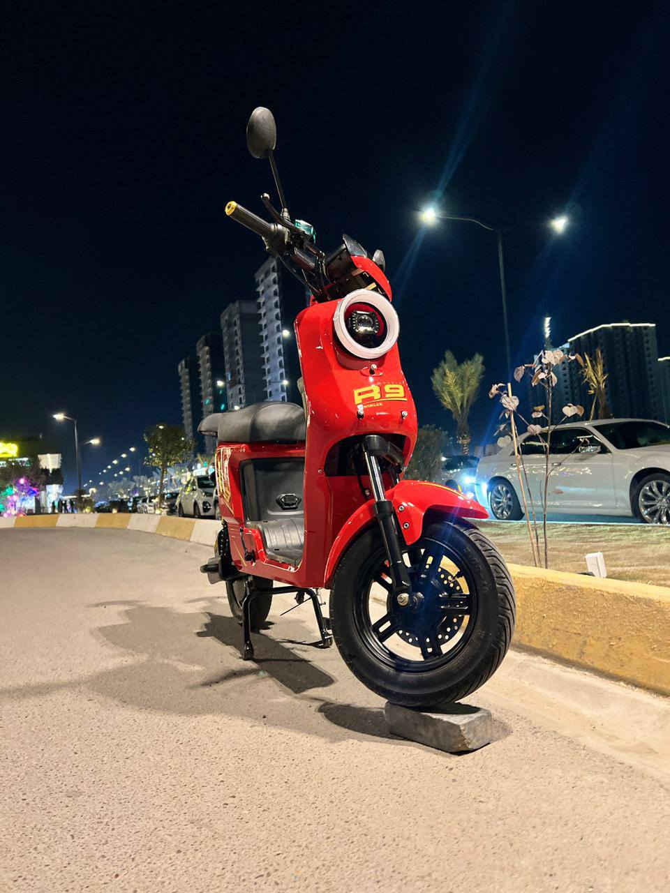 سلام عليكم نوع R9 موديل 2026 دراجه زيرو  بطاريات  حجم صغير  دراجه كلشي شغال بيهة سعر 500قفل قفل عنوان حي جهاد الأطباء يرهم مراوس دراجه اكبر رقم تلفون ***********
