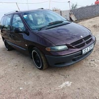 كرفان ٧ راكب • موديل ٢٠٠٠ • محرك ٢٤٠٠