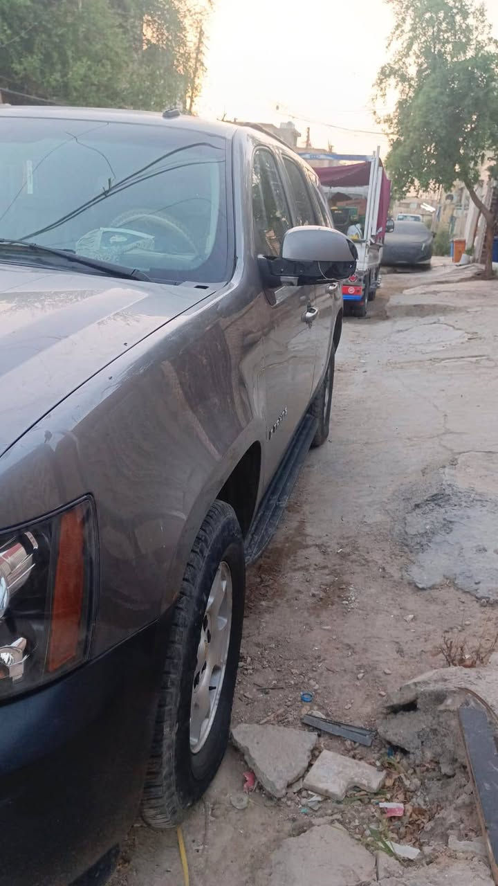 السلام عليكم ورحمه الله بركاتة
تاهو دوات دوات بتره مكفولة من كص من مكينه وكير وسرقه واعشائر 2007 مكاني بغداد سعر 70 وبيه مجال الاستفسار على رقم *********** ومسجله الترقيم
