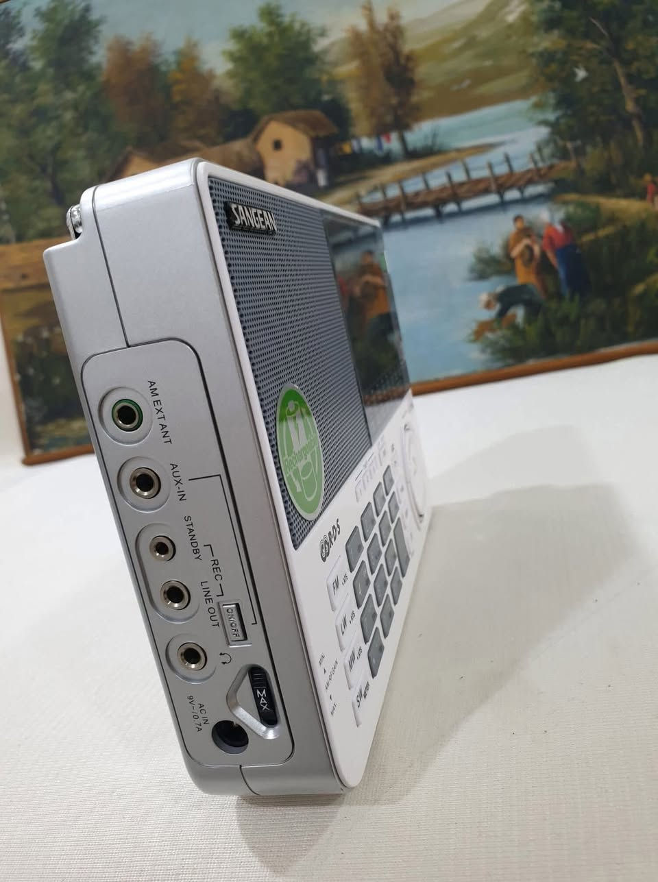 السلام عليكم اخوتي..
للبيع جهاز سانجين 909X نظافة 99% 
ملحقاته فقط جنطة الشركة الاصلية مكاني بغداد للتوصل عبر الخاص


**إذا كنت صاحب هذا الإعلان وتريد حذفه لأي سبب، رجاءا أرسل رسالة إلى الدعم الفني**