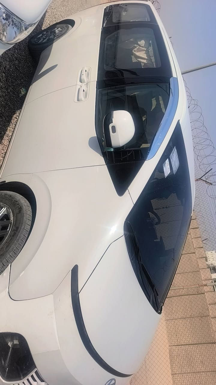 سلام عليكم سيارة ستاريا ميديل 22سيارة مكفوله كفاله عامه سيارة في اي بي واحد ع واحد مواصفات فول خمس بصمات تشغيل عن بعد سيارة حلوه ماشاء الله بيها خط من الخور الزبير  البرجسيه دوام وي نفط البصره دوام من (8ال2) كل سنه جدد العقد مع شركه مرابع الخضراء دوامك رسمي وي نفط البصره جميع عطله من وزارء تعطل جمعه سبت عطله (راوس بيكم ستاركس فقط رواس بدون خط) هاذا رقمي تواصل (***********) واني بخدمتك سعر ع خاص
